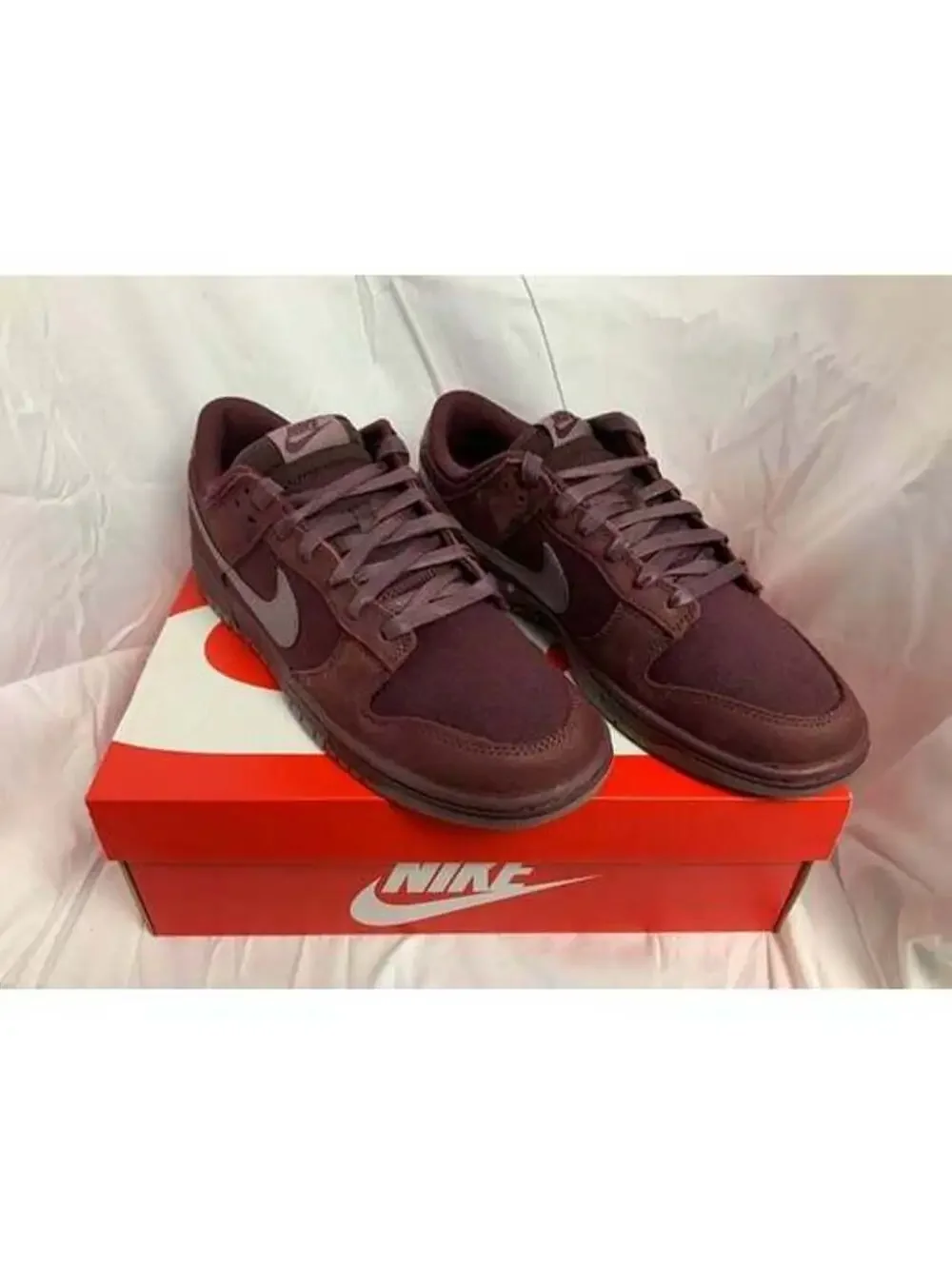 Nike Dunk Low Retro PRM Size 10